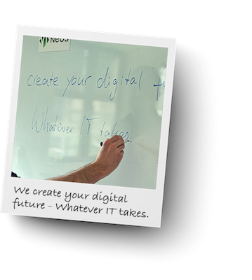 Mitarbeiter vor einem Whiteboard, Create your digital future - Whatever IT takes